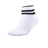 جوارب رياضية قطنية قصيرة مخططة - أبيض