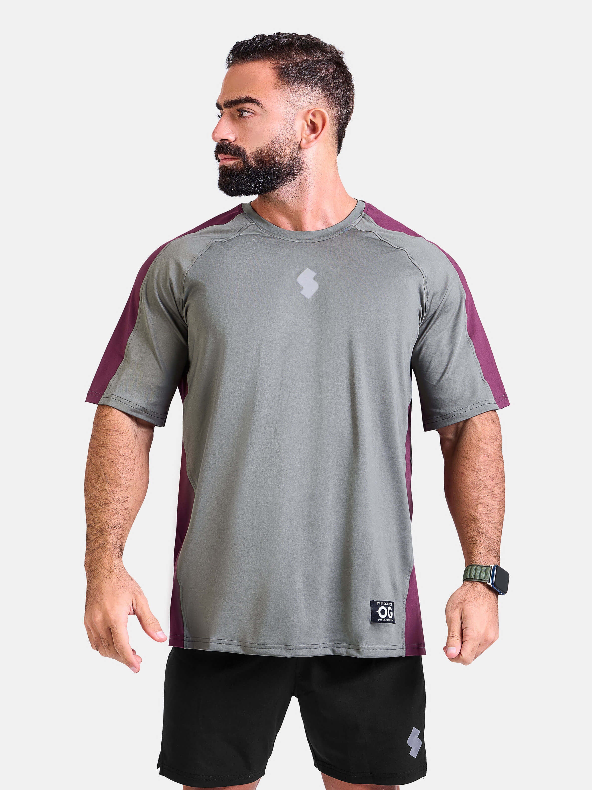 Man wearing oversized sports & gym shirt by KAF