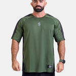 Man wearing oversized sports & gym shirt by KAF