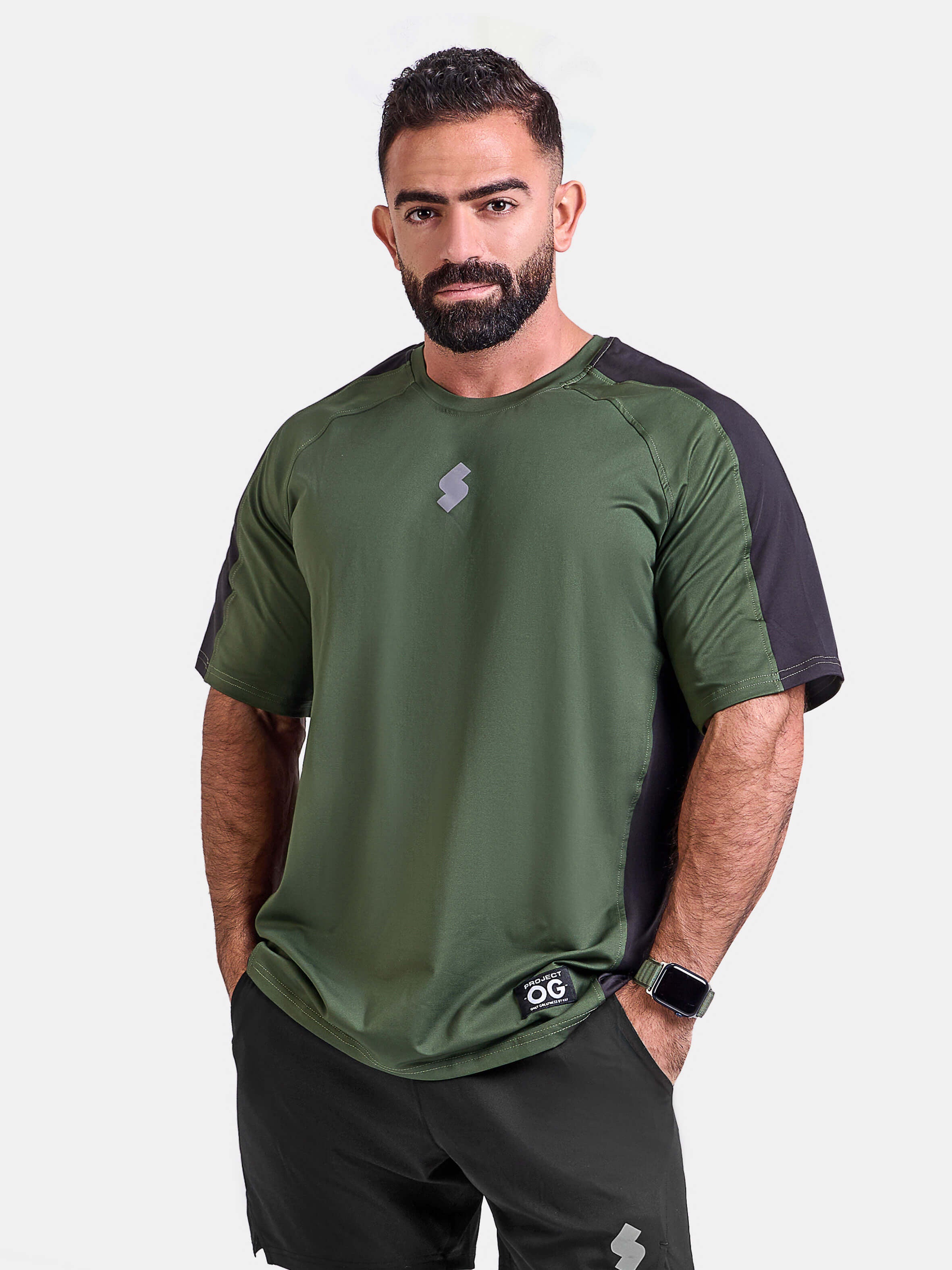 Man wearing oversized sports & gym shirt by KAF