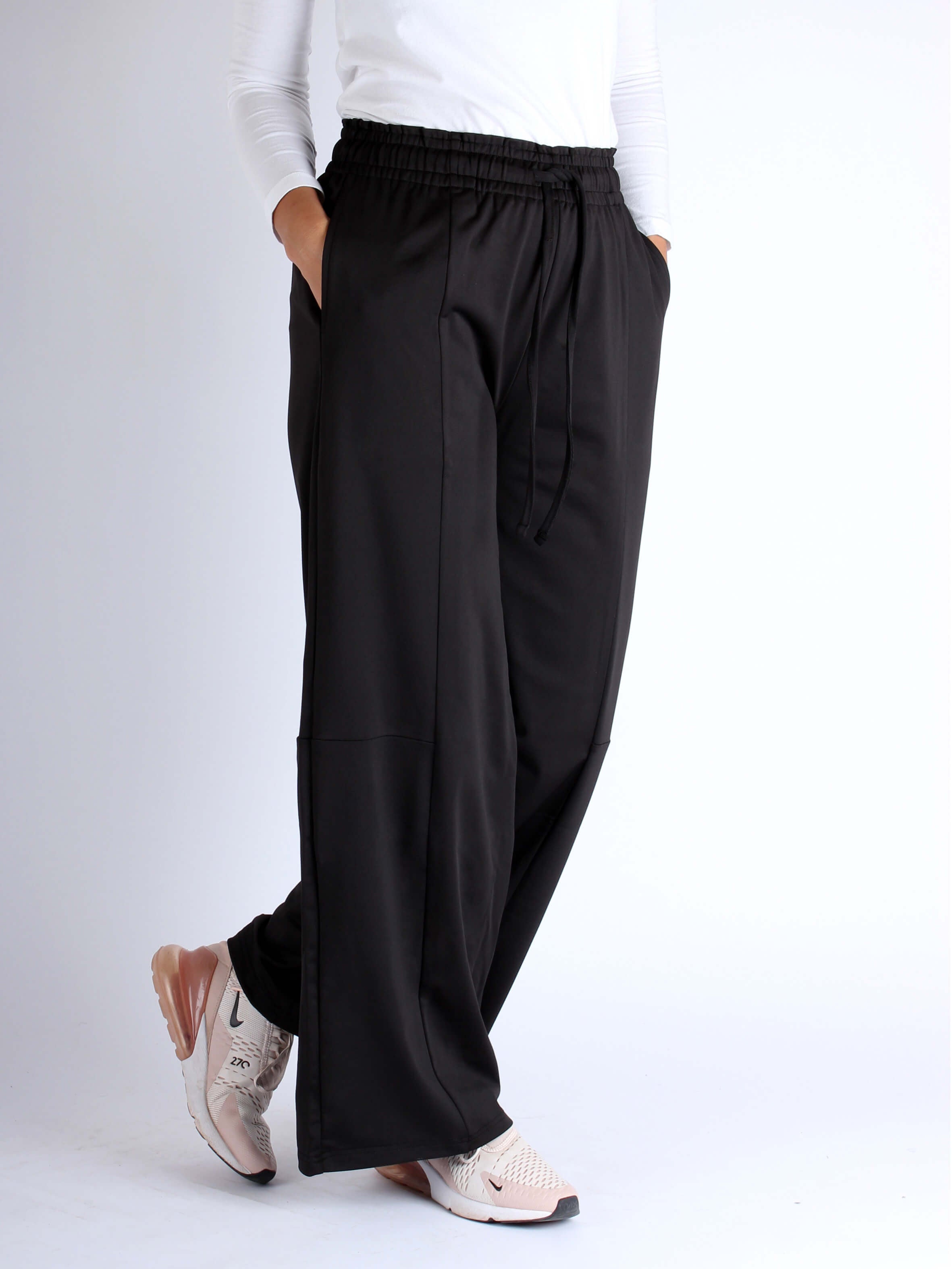 Black wide-leg modest sports women pants