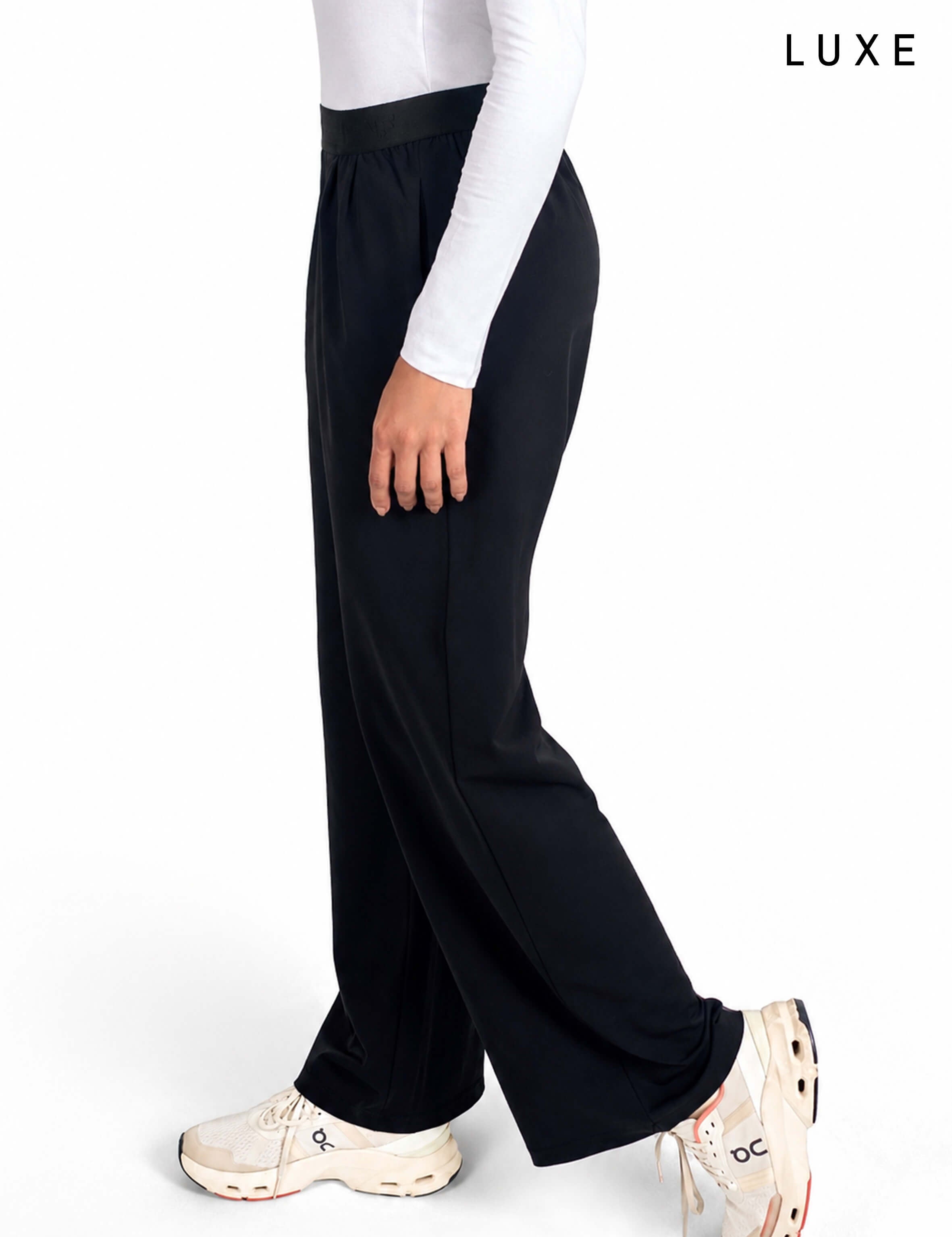 Women Straight-Leg Nylon Sports Lifestyle Black Pants by KAF Egypt