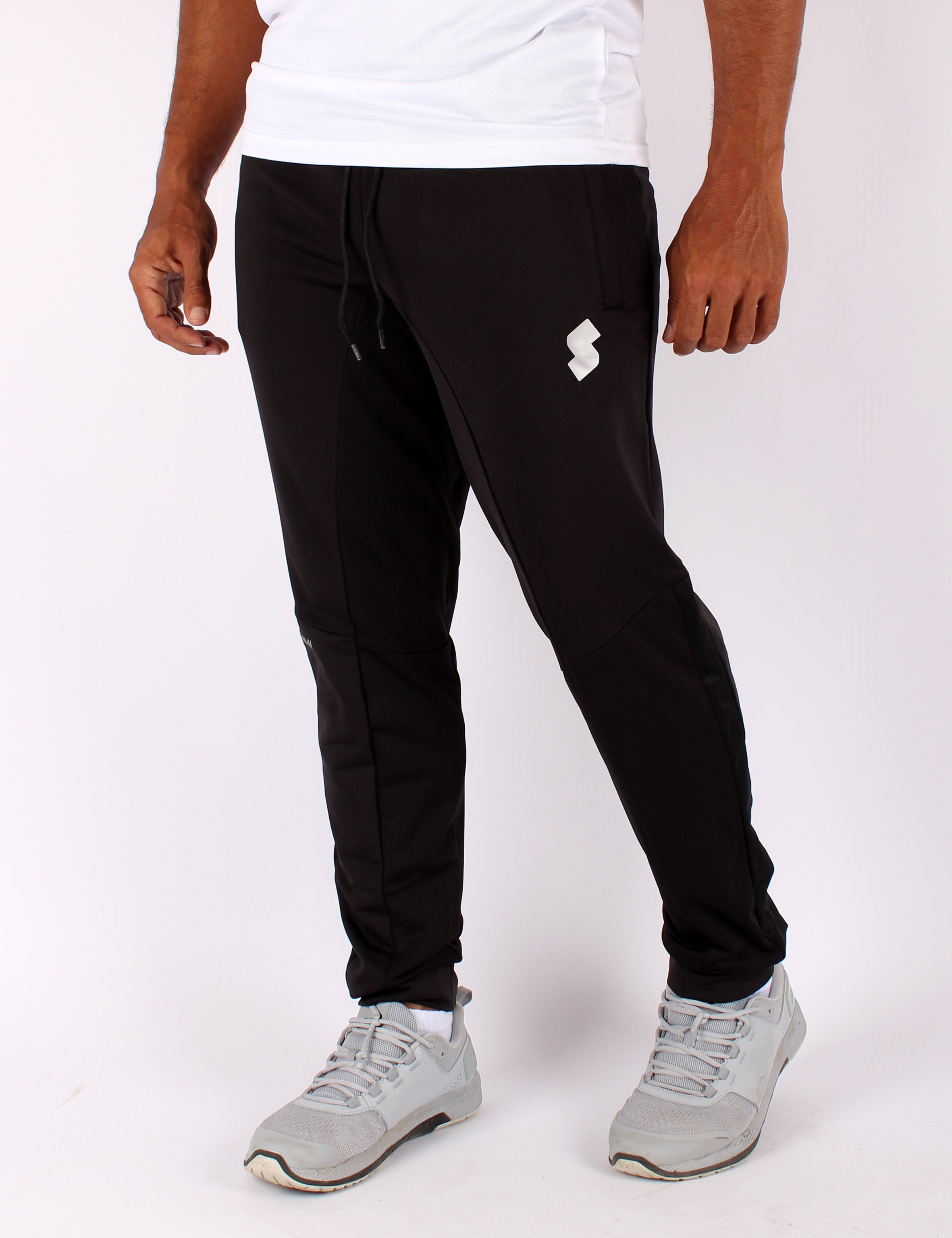 Black Gym Sweat-wicking sports joggers for active men