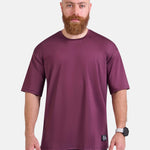 Man wearing oversized sports & gym shirt by KAF 