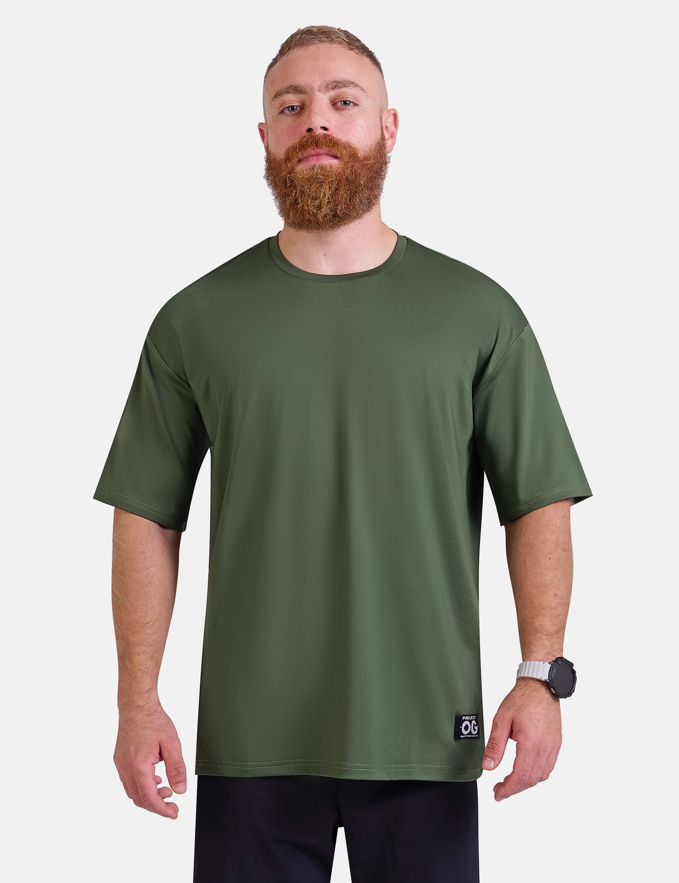Man wearing oversized sports & gym shirt by KAF 