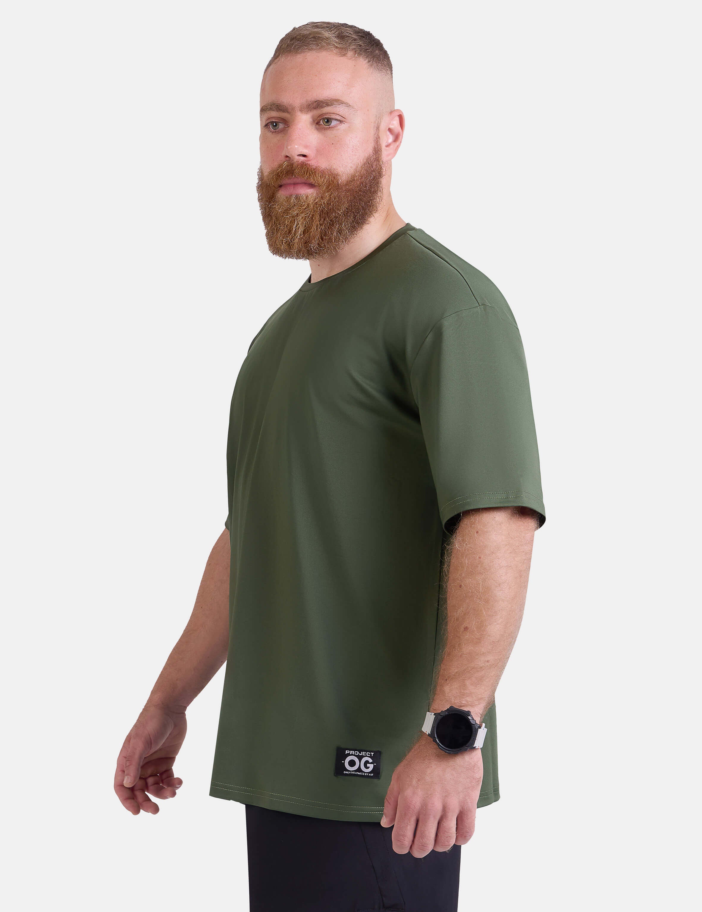 Man wearing oversized sports & gym shirt by KAF 