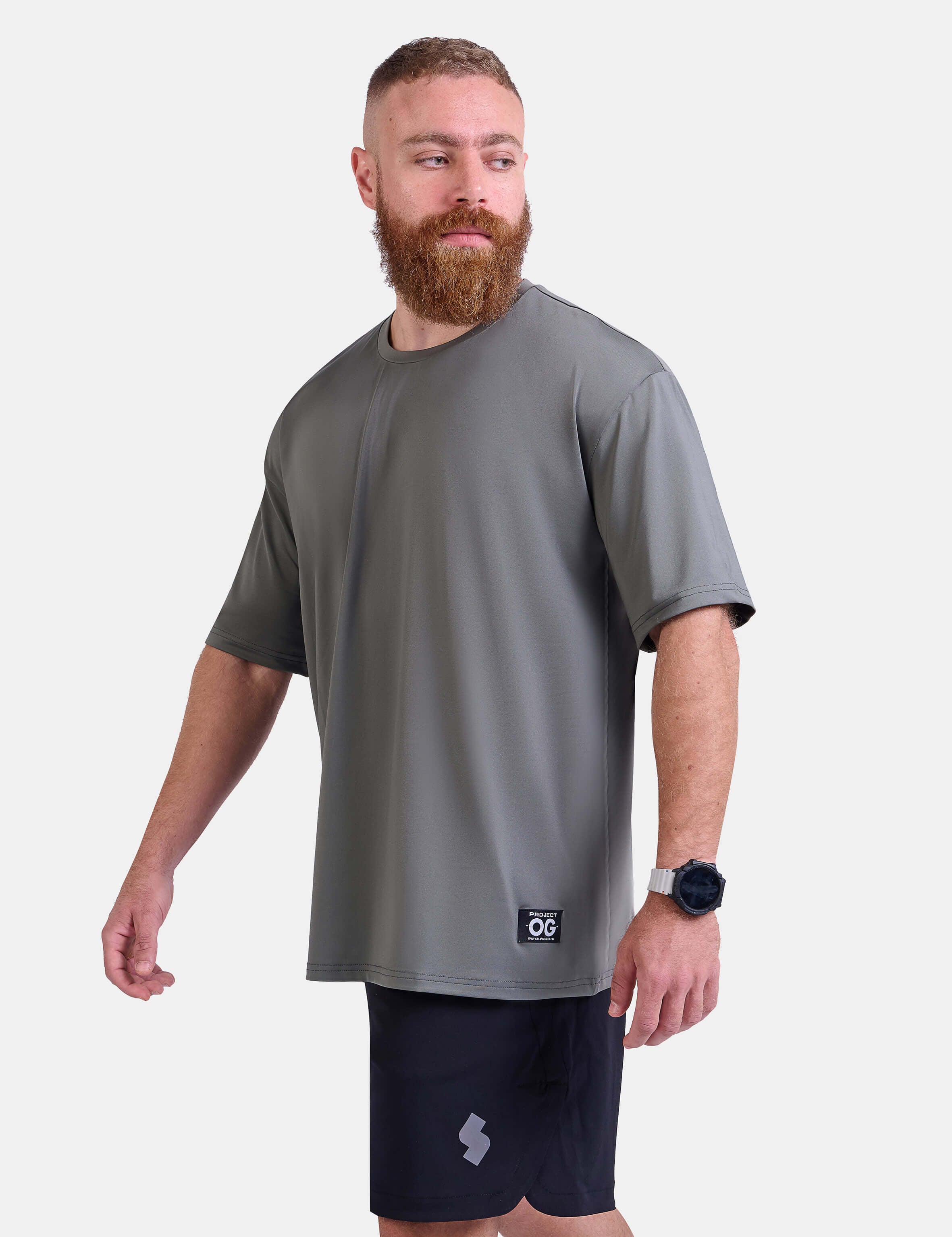 Man wearing oversized sports & gym shirt by KAF 