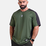 Man wearing oversized sports & gym shirt by KAF 