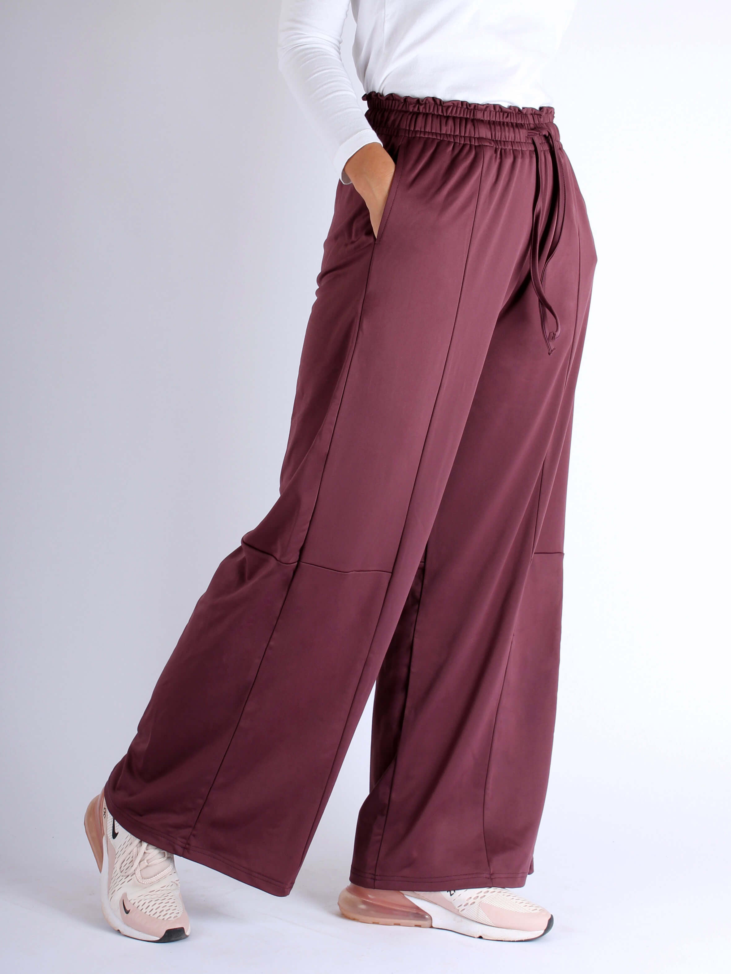 Women Modest Sports wide-leg pants by KAF
